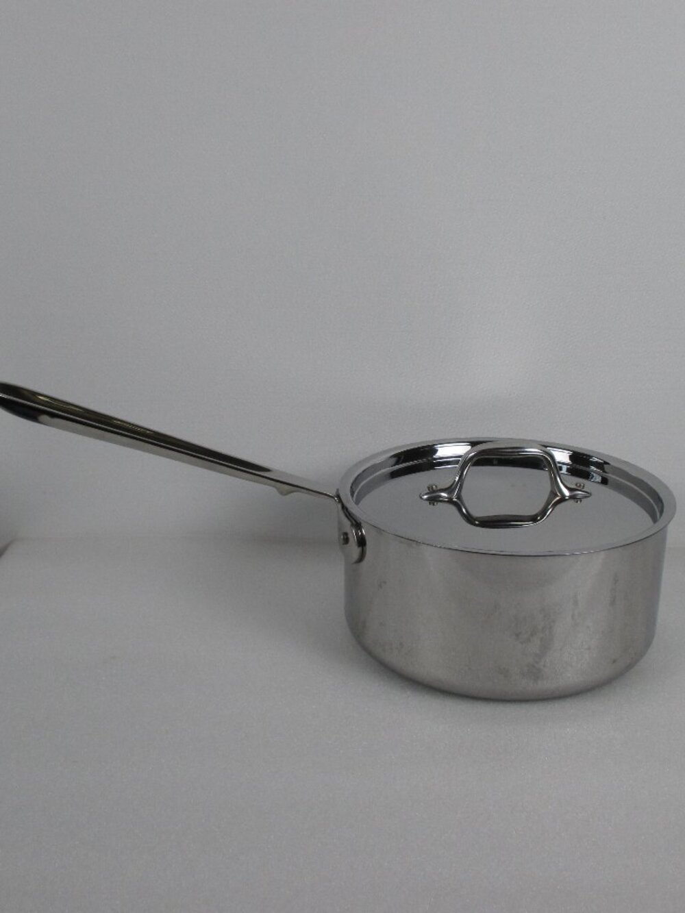 ALL CLAD D3 STAINLESS 3QT SAUCEPAN & LID - Picture 5 of 14